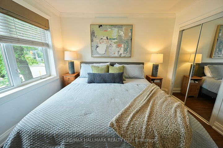 Photo 12 at 3318 Bathurst Street, Lawrence, Toronto