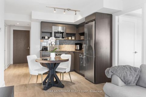 Photo 14 at 801 - 7 Mabelle Avenue, City Centre West, Toronto