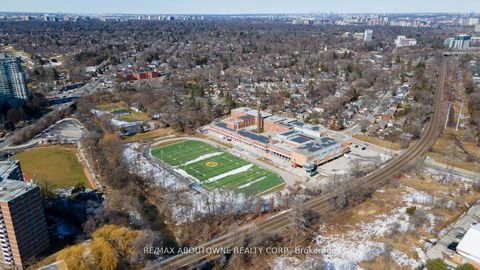 Photo 31 at 801 - 7 Mabelle Avenue, City Centre West, Toronto