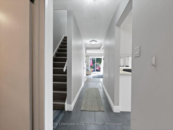 Photo 2 at 517 Ortono Avenue, Lakeview, Oshawa