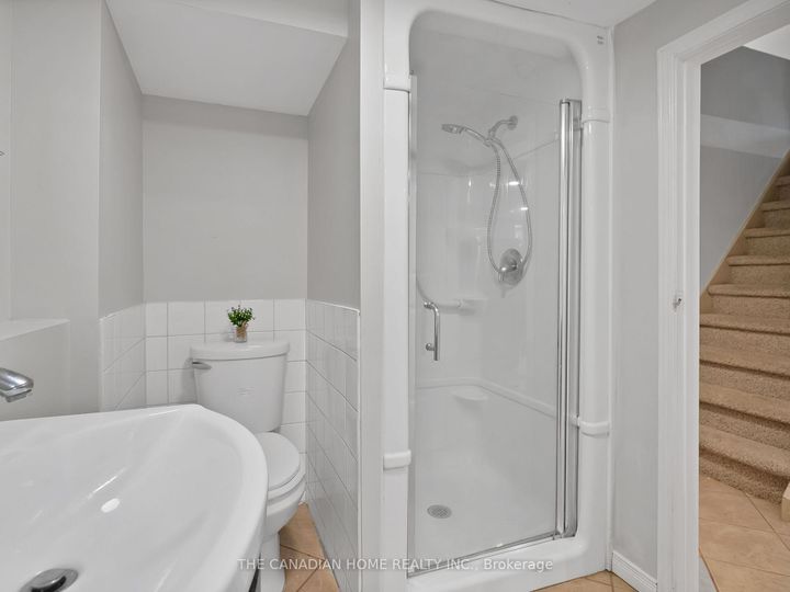 Photo 32 at 517 Ortono Avenue, Lakeview, Oshawa