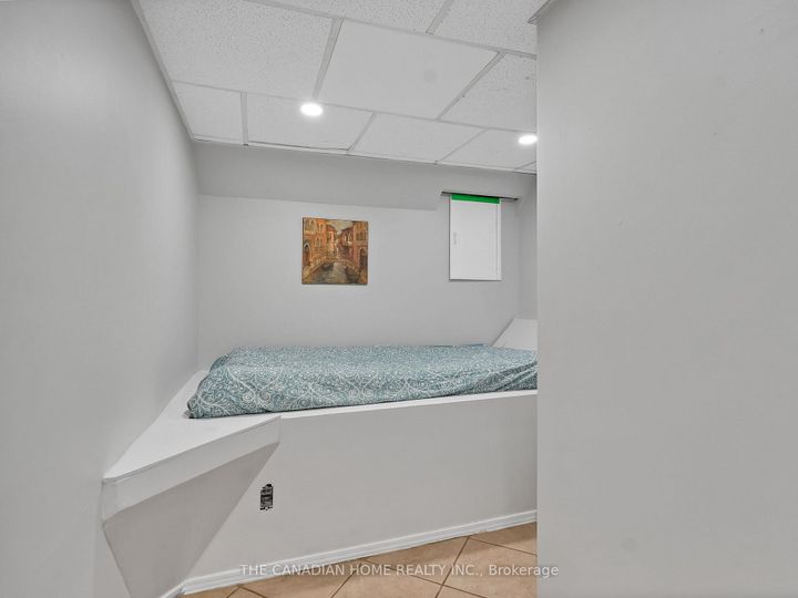 Photo 33 at 517 Ortono Avenue, Lakeview, Oshawa
