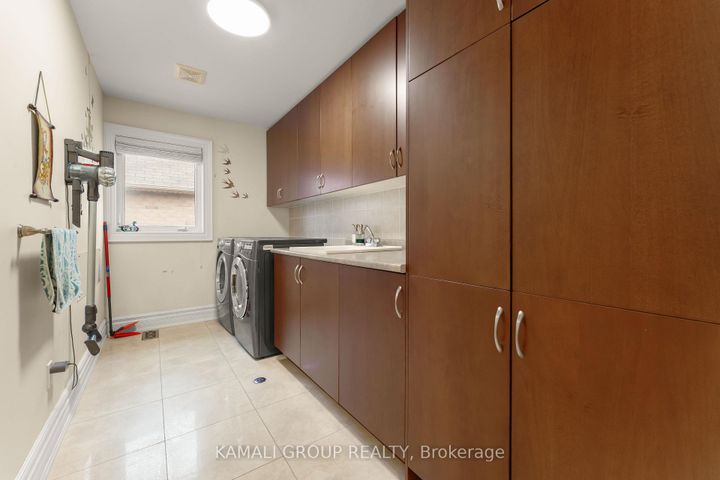 Photo 32 at 12 San Antonio Court, Oak Ridges, Richmond Hill