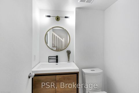 Photo 16 at 511 - 954 King Street W, Niagara, Toronto
