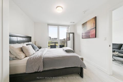 Photo 10 at 202 - 150 Sabina Drive, GO Glenorchy, Oakville