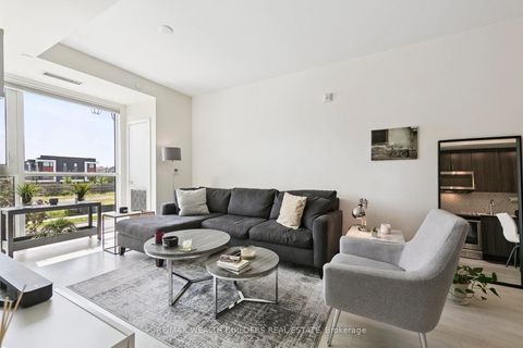 Photo 13 at 202 - 150 Sabina Drive, GO Glenorchy, Oakville