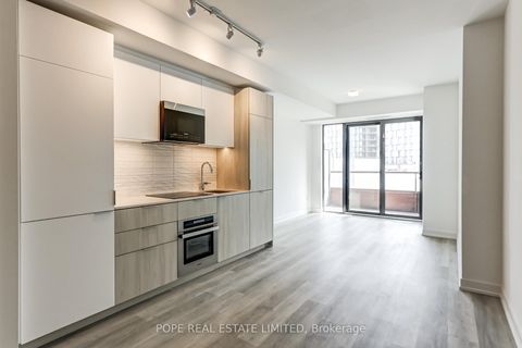 Photo 4 at 522 - 28 Eastern Avenue, Moss Park, Toronto