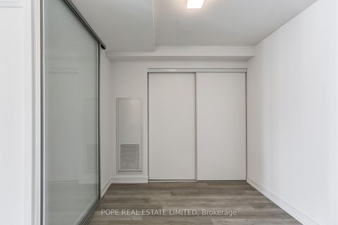 Photo 14 at 522 - 28 Eastern Avenue, Moss Park, Toronto