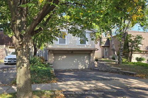 Photo 1 at 46 Merrylynn Drive, North Richvale, Richmond Hill