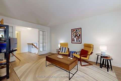 Photo 5 at 46 Merrylynn Drive, North Richvale, Richmond Hill