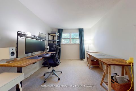 Photo 16 at 46 Merrylynn Drive, North Richvale, Richmond Hill
