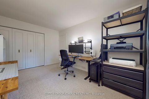 Photo 17 at 46 Merrylynn Drive, North Richvale, Richmond Hill