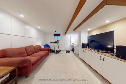 Photo 23 at 46 Merrylynn Drive, North Richvale, Richmond Hill