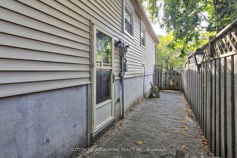 Photo 29 at 46 Merrylynn Drive, North Richvale, Richmond Hill