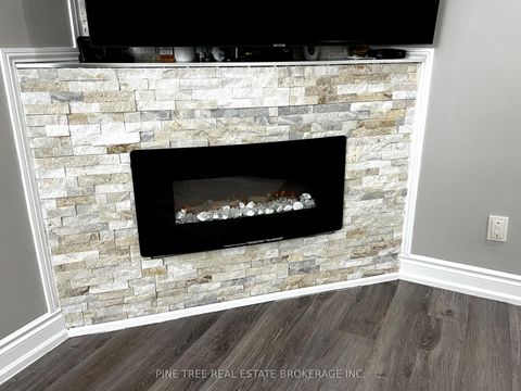 Photo 4 at 816 - 80 Grandravine Drive, York University Heights, Toronto