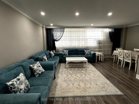Photo 7 at 816 - 80 Grandravine Drive, York University Heights, Toronto