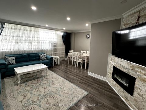 Photo 10 at 816 - 80 Grandravine Drive, York University Heights, Toronto
