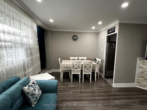 Photo 11 at 816 - 80 Grandravine Drive, York University Heights, Toronto