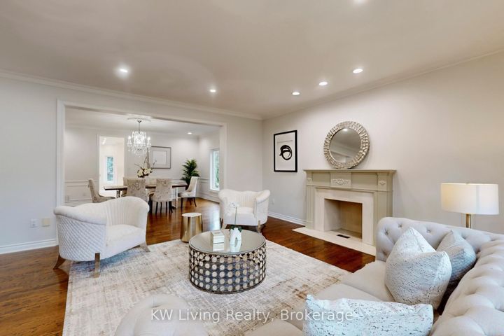 Photo 11 at 34 Glenarden Crescent, Bayview Hill, Richmond Hill