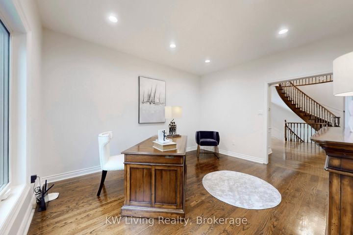 Photo 19 at 34 Glenarden Crescent, Bayview Hill, Richmond Hill