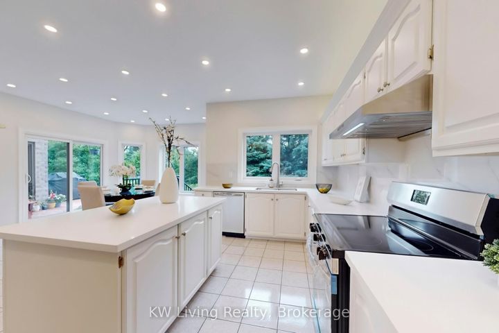 Photo 21 at 34 Glenarden Crescent, Bayview Hill, Richmond Hill