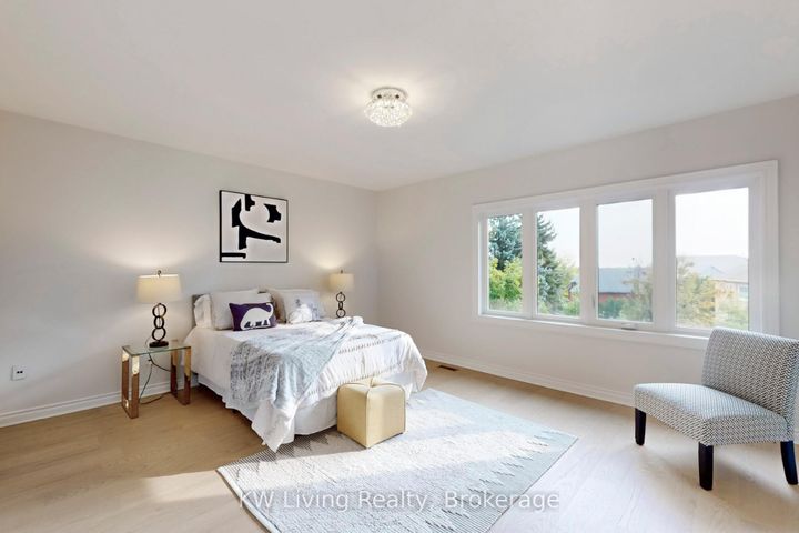 Photo 32 at 34 Glenarden Crescent, Bayview Hill, Richmond Hill