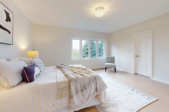 Photo 33 at 34 Glenarden Crescent, Bayview Hill, Richmond Hill