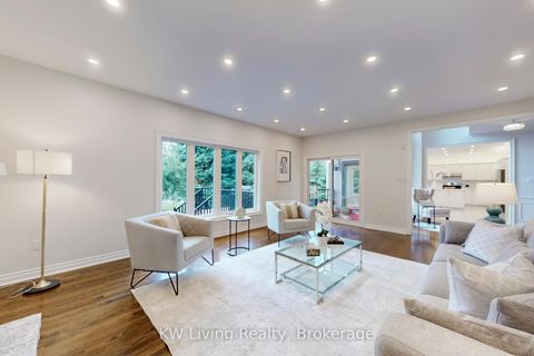 Photo 9 at 34 Glenarden Crescent, Bayview Hill, Richmond Hill