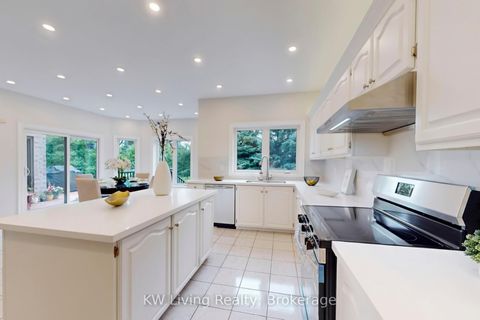Photo 21 at 34 Glenarden Crescent, Bayview Hill, Richmond Hill