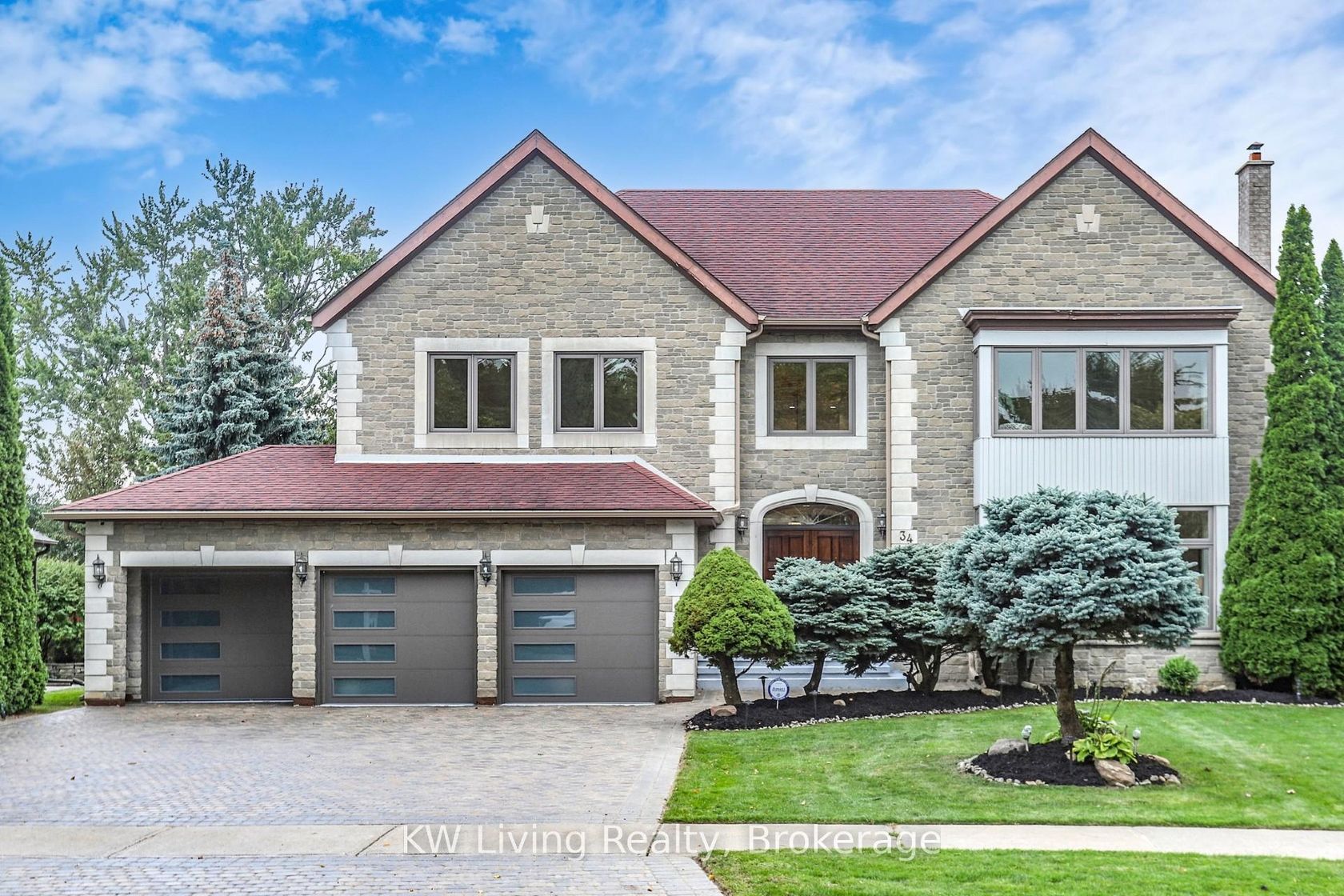 34 Glenarden Crescent, Bayview Hill, Richmond Hill 2