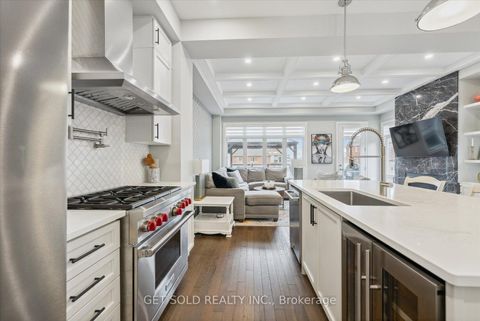 Photo 10 at 63 Laval Street, Vellore Village, Vaughan