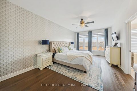 Photo 19 at 63 Laval Street, Vellore Village, Vaughan