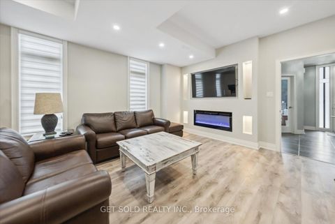 Photo 35 at 63 Laval Street, Vellore Village, Vaughan
