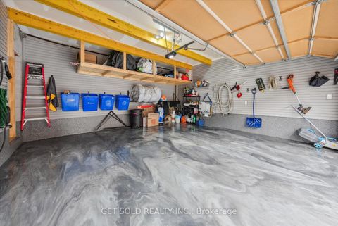 Photo 39 at 63 Laval Street, Vellore Village, Vaughan