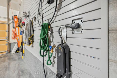 Photo 41 at 63 Laval Street, Vellore Village, Vaughan