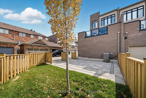 Photo 43 at 63 Laval Street, Vellore Village, Vaughan