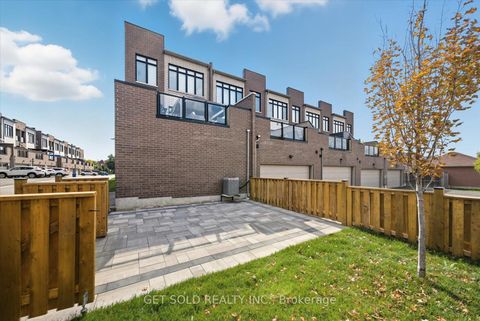 Photo 44 at 63 Laval Street, Vellore Village, Vaughan