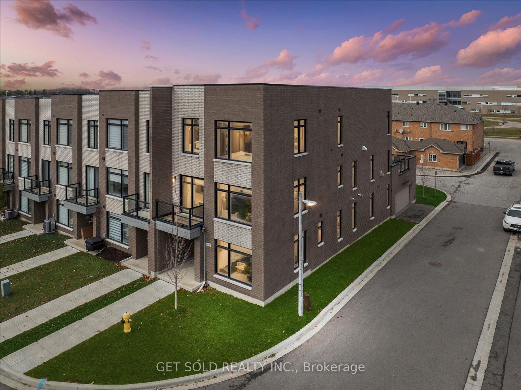63 Laval Street, Vellore Village, Vaughan 