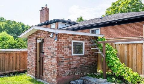 Photo 12 at 12 Eldorado Court, York University Heights, Toronto