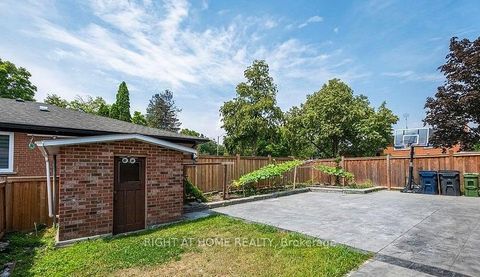 Photo 14 at 12 Eldorado Court, York University Heights, Toronto
