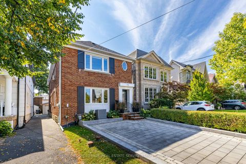Photo 1 at 775 Millwood Road, Leaside, Toronto