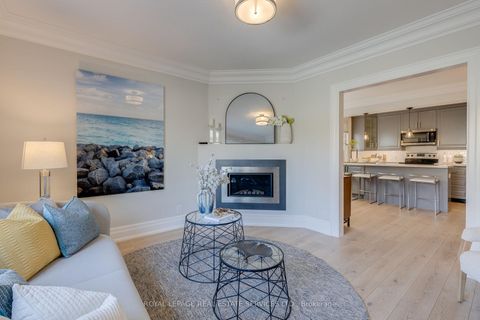 Photo 5 at 775 Millwood Road, Leaside, Toronto