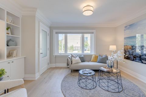 Photo 8 at 775 Millwood Road, Leaside, Toronto