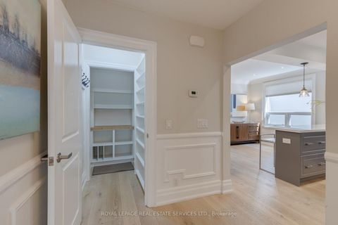Photo 14 at 775 Millwood Road, Leaside, Toronto