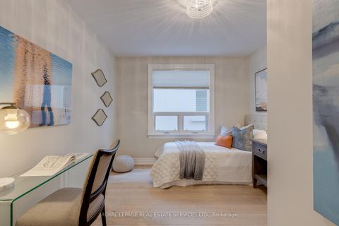 Photo 15 at 775 Millwood Road, Leaside, Toronto