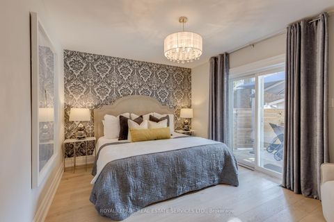 Photo 17 at 775 Millwood Road, Leaside, Toronto