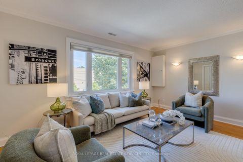 Photo 31 at 775 Millwood Road, Leaside, Toronto