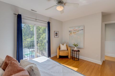 Photo 37 at 775 Millwood Road, Leaside, Toronto