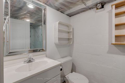 Photo 41 at 775 Millwood Road, Leaside, Toronto