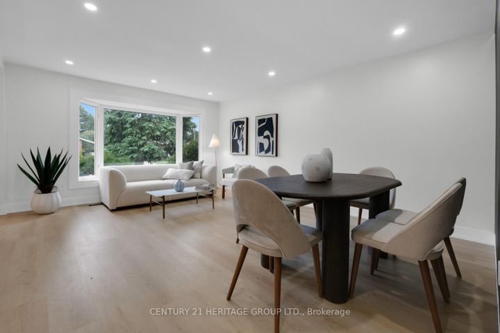 Photo 4 at 43 Howell Square, Malvern, Toronto